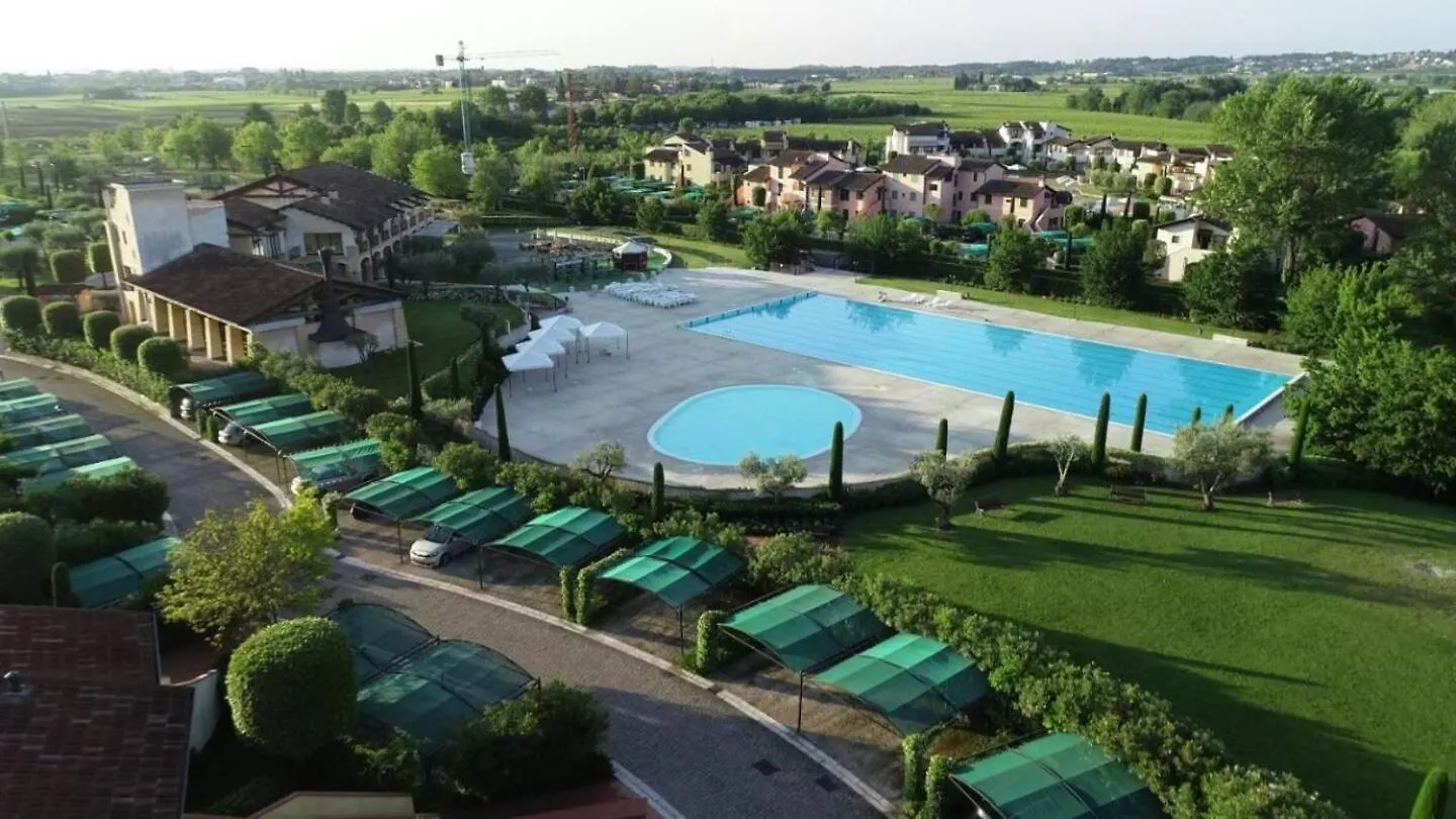 Garda Resort Village 11 Peschiera del Garda
